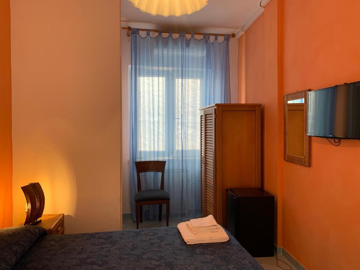 Hotel Ortensia Ponza Extérieur photo